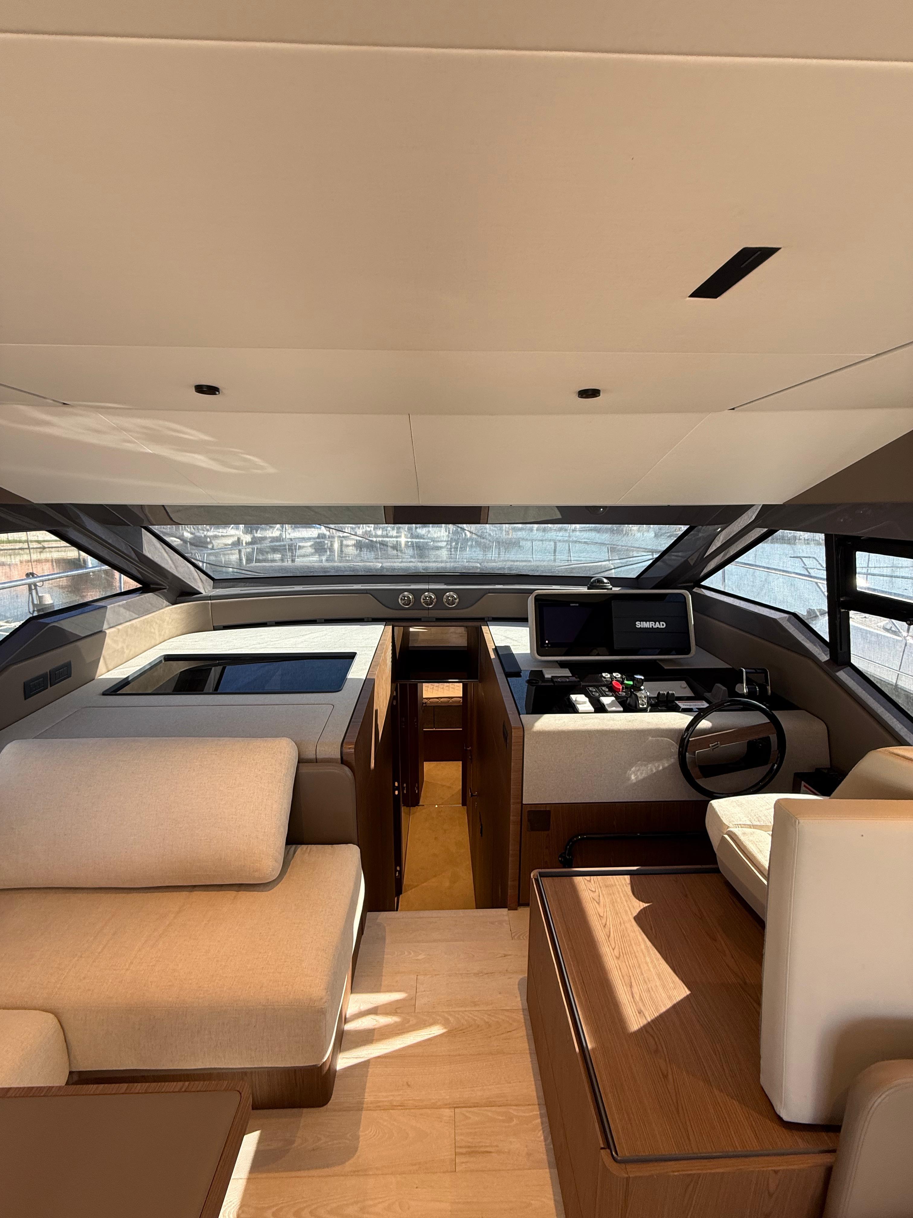 2023 FERRETTI YACHTS 580 